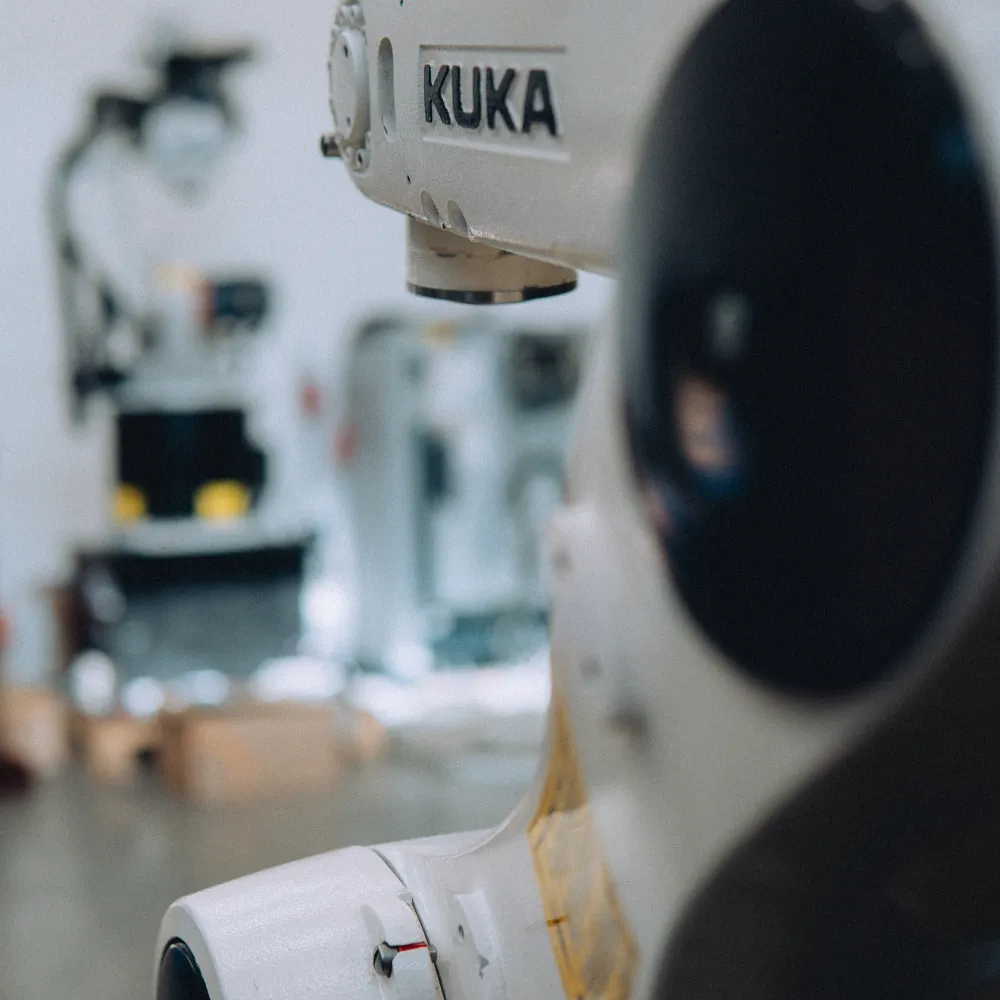 KUKA KR10 R1100